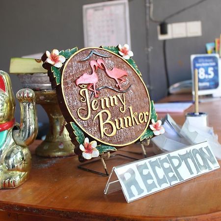 Jenny Bunker Homestay クタ エクステリア 写真